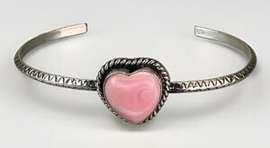 NAVAJO Pink Conch Heart Statement Sterling Silver Cuff Signed D. Skeets